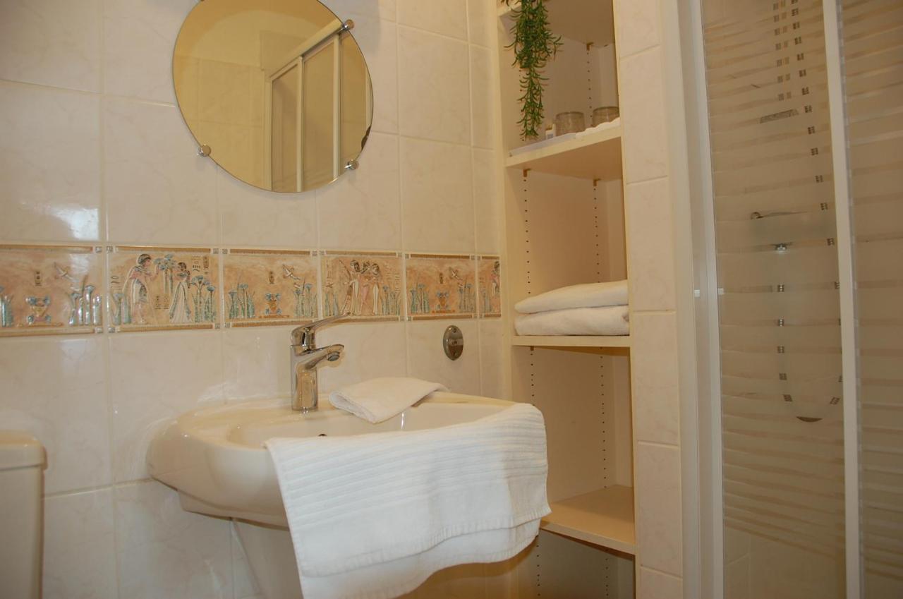 Bed and Breakfast Le Pont De La Loire Bourbon-Lancy Exterior foto