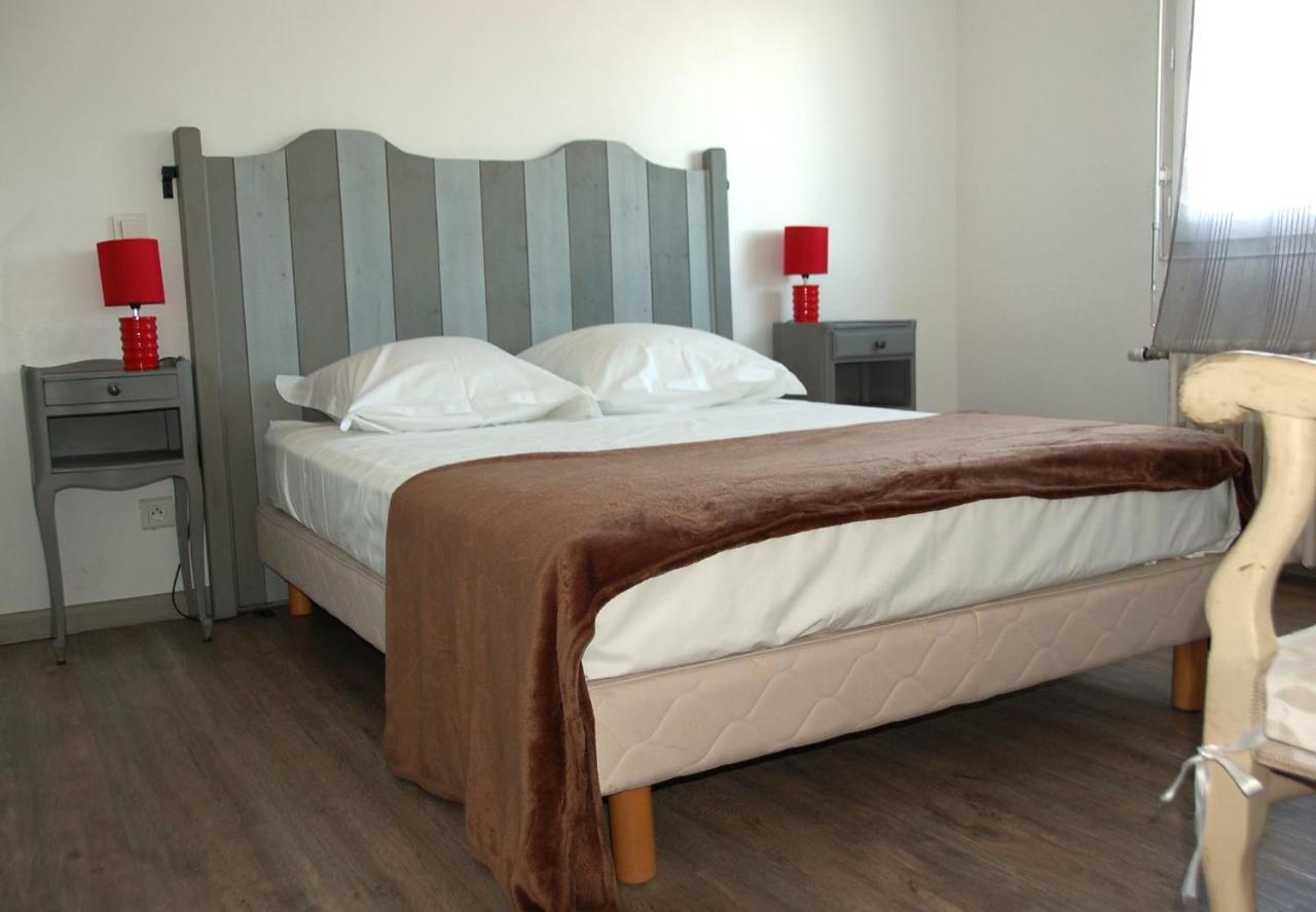 Bed and Breakfast Le Pont De La Loire Bourbon-Lancy Exterior foto