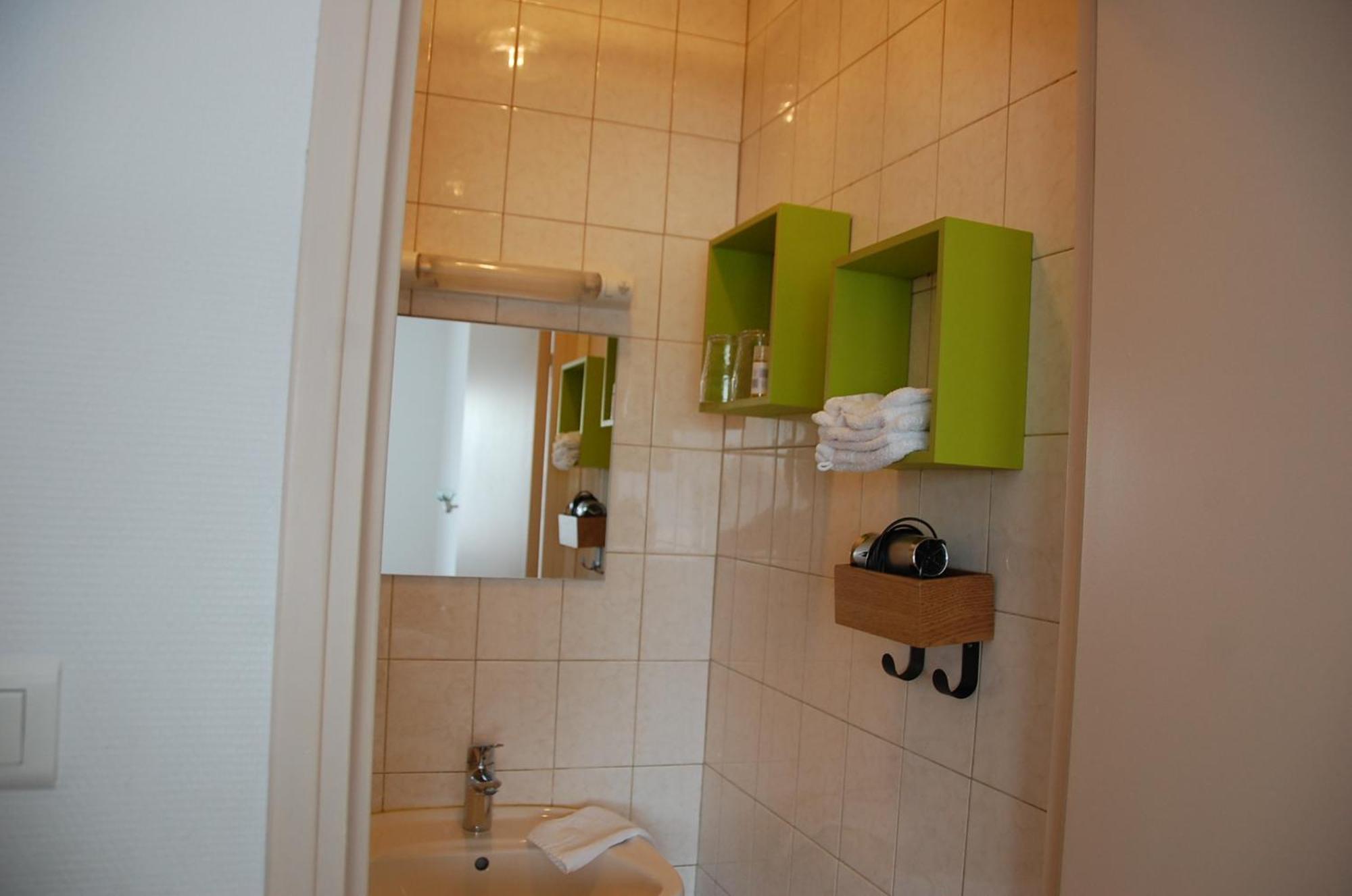Bed and Breakfast Le Pont De La Loire Bourbon-Lancy Exterior foto