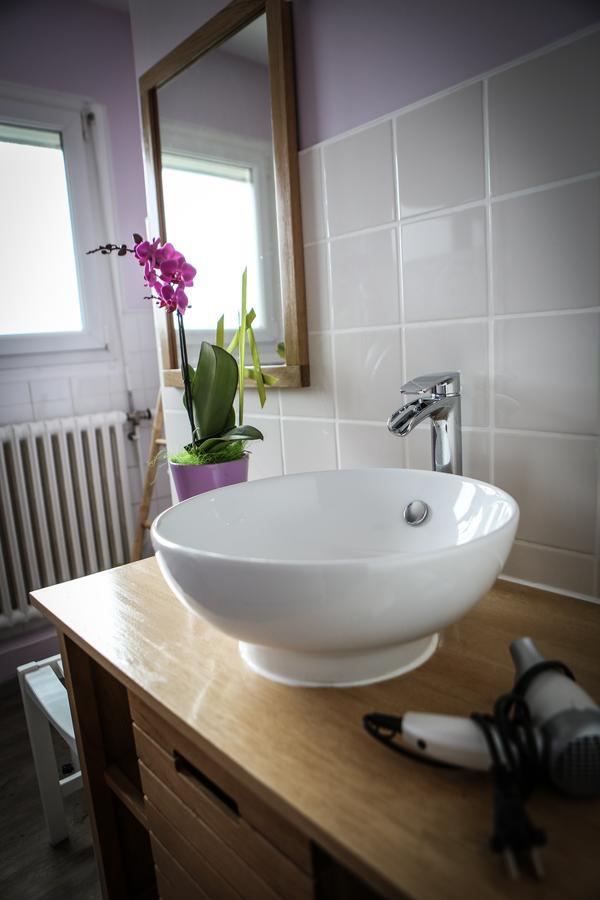 Bed and Breakfast Le Pont De La Loire Bourbon-Lancy Exterior foto